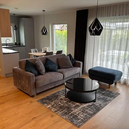 Maja Paernus Privaatse Hoovi, Sauna Ja Tasuta Parkimisega *