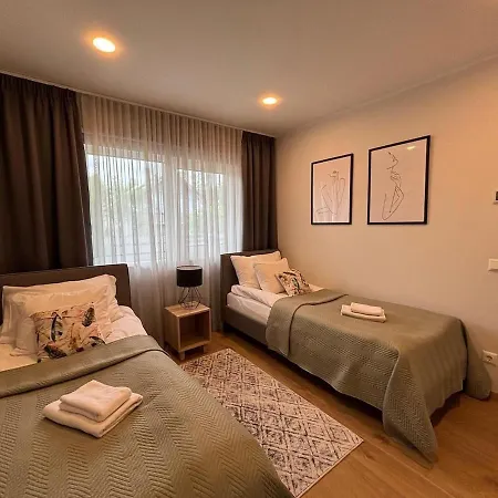 Maja Paernus Privaatse Hoovi, Sauna Ja Tasuta Parkimisega *