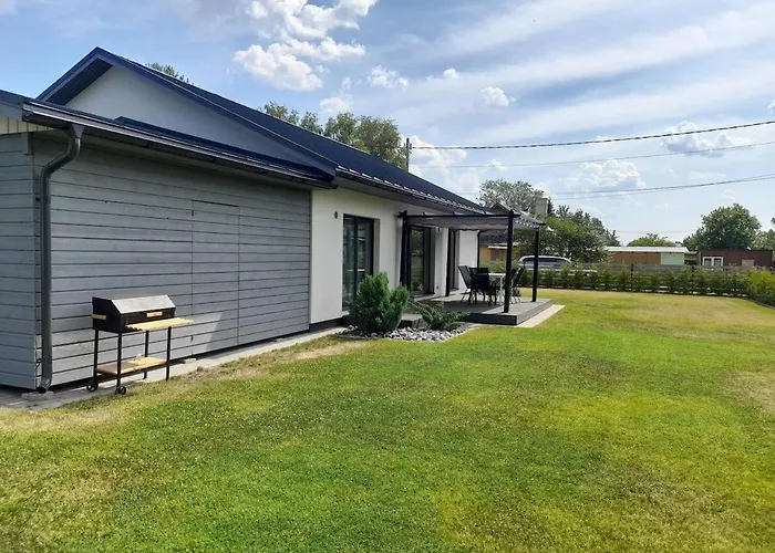 Maja Paernus Privaatse Hoovi, Sauna Ja Tasuta Parkimisega * Παρνού