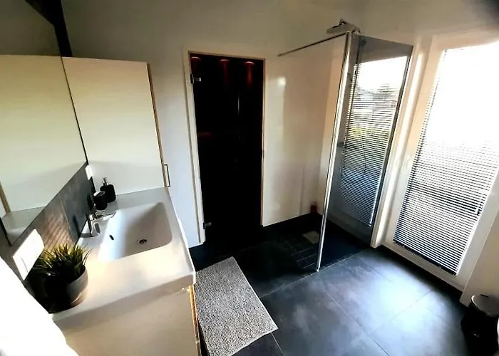 Σπίτι διακοπών Maja Paernus Privaatse Hoovi, Sauna Ja Tasuta Parkimisega *